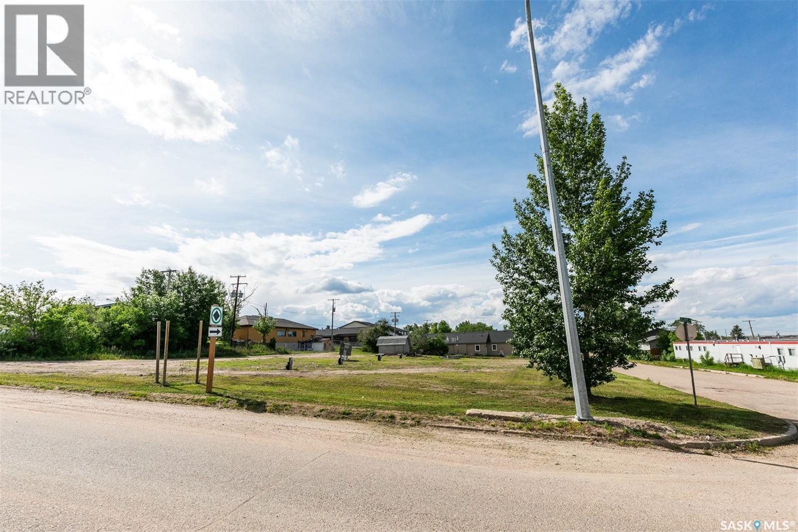 












33 & 43 Atlantic AVENUE

,
Kerrobert,







Saskatchewan
S0L1R0


