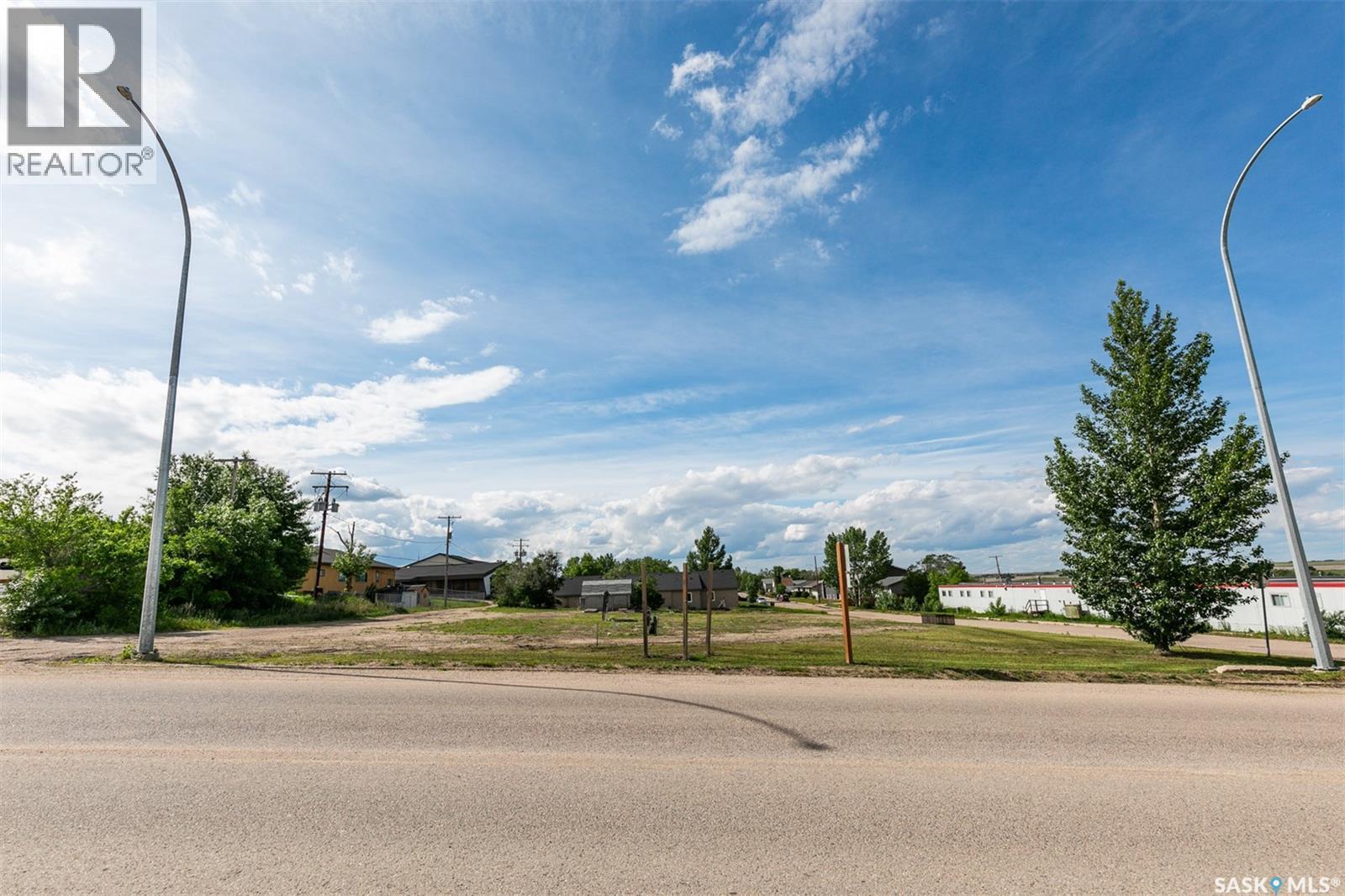 












33 & 43 Atlantic AVENUE

,
Kerrobert,







Saskatchewan
S0L1R0

