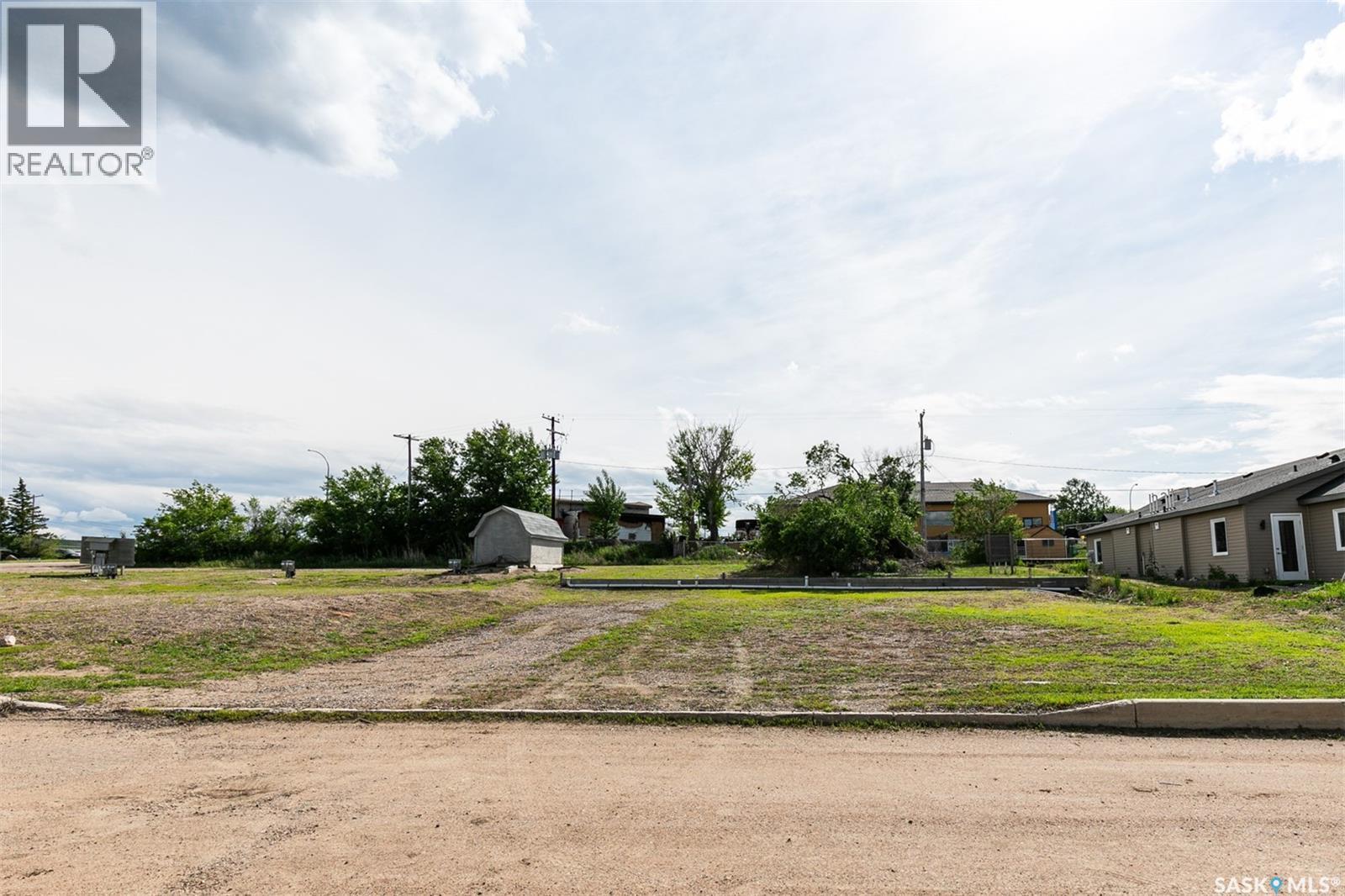 












33 & 43 Atlantic AVENUE

,
Kerrobert,







Saskatchewan
S0L1R0


