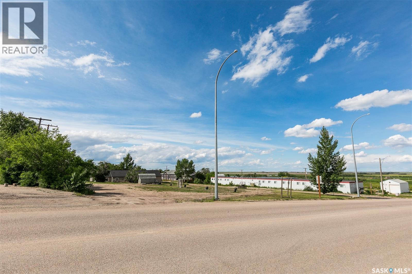 












33 & 43 Atlantic AVENUE

,
Kerrobert,







Saskatchewan
S0L1R0

