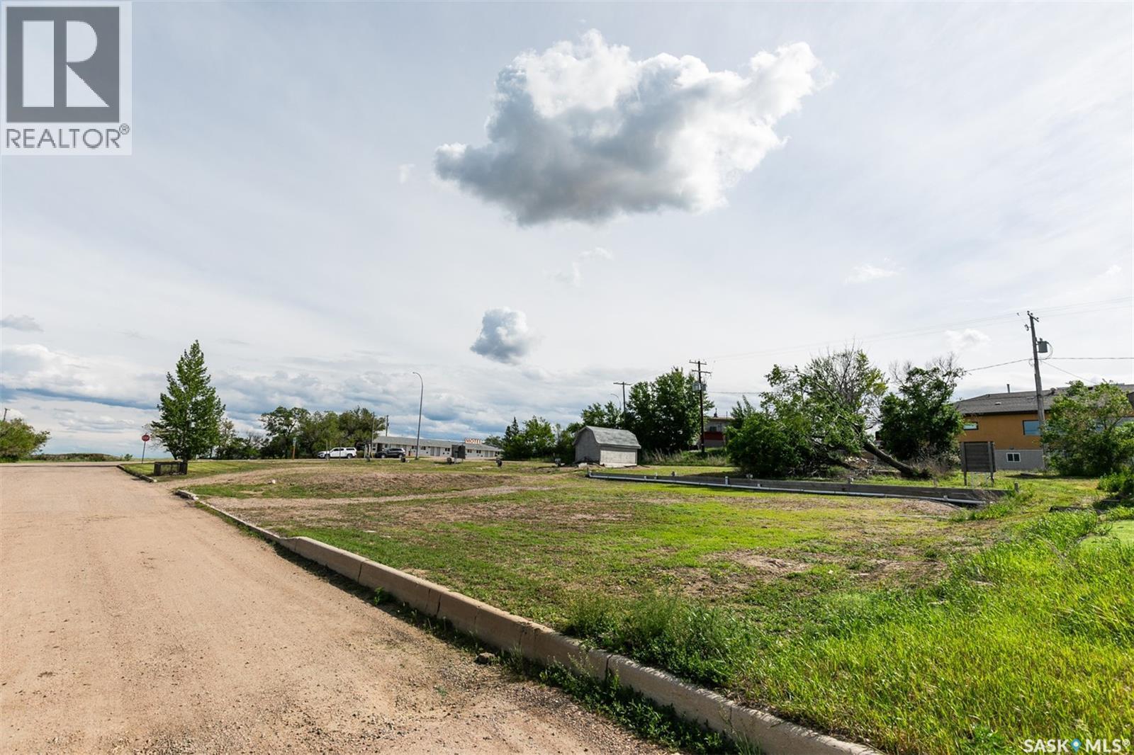 












33 & 43 Atlantic AVENUE

,
Kerrobert,







Saskatchewan
S0L1R0

