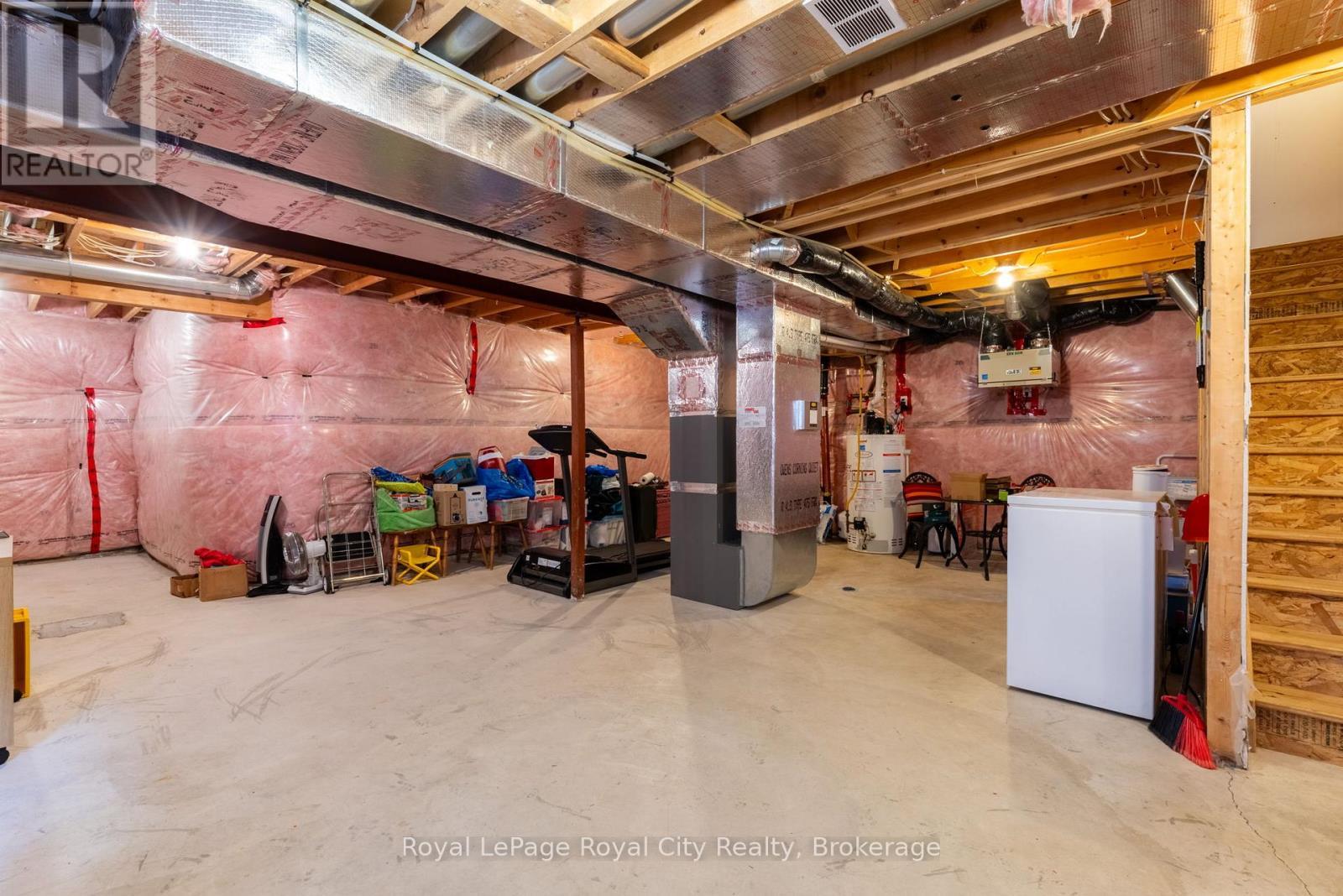 












65 ABERDEEN STREET

,
Centre Wellington (Fergus),




Ontario
N1M0C1

