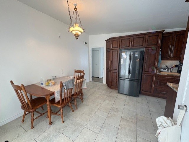 









7470


Rue Marisa

,
Brossard,




QC
J4Y1J5

