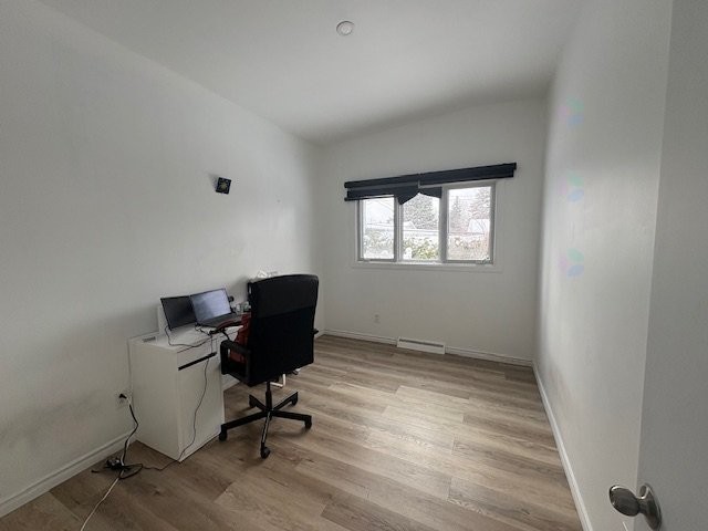 









7470


Rue Marisa

,
Brossard,




QC
J4Y1J5

