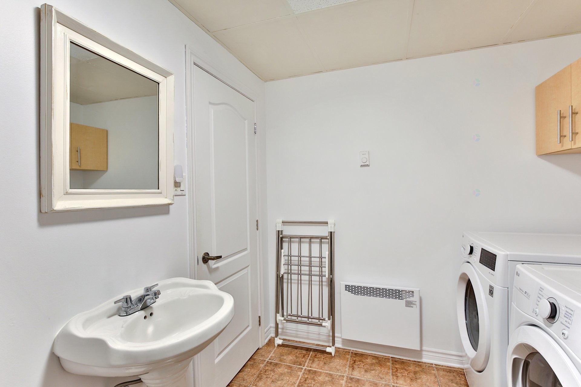 









291


Rue Vivaldi

,
Saint-Jean-sur-Richelieu,




QC
J3B0A4

