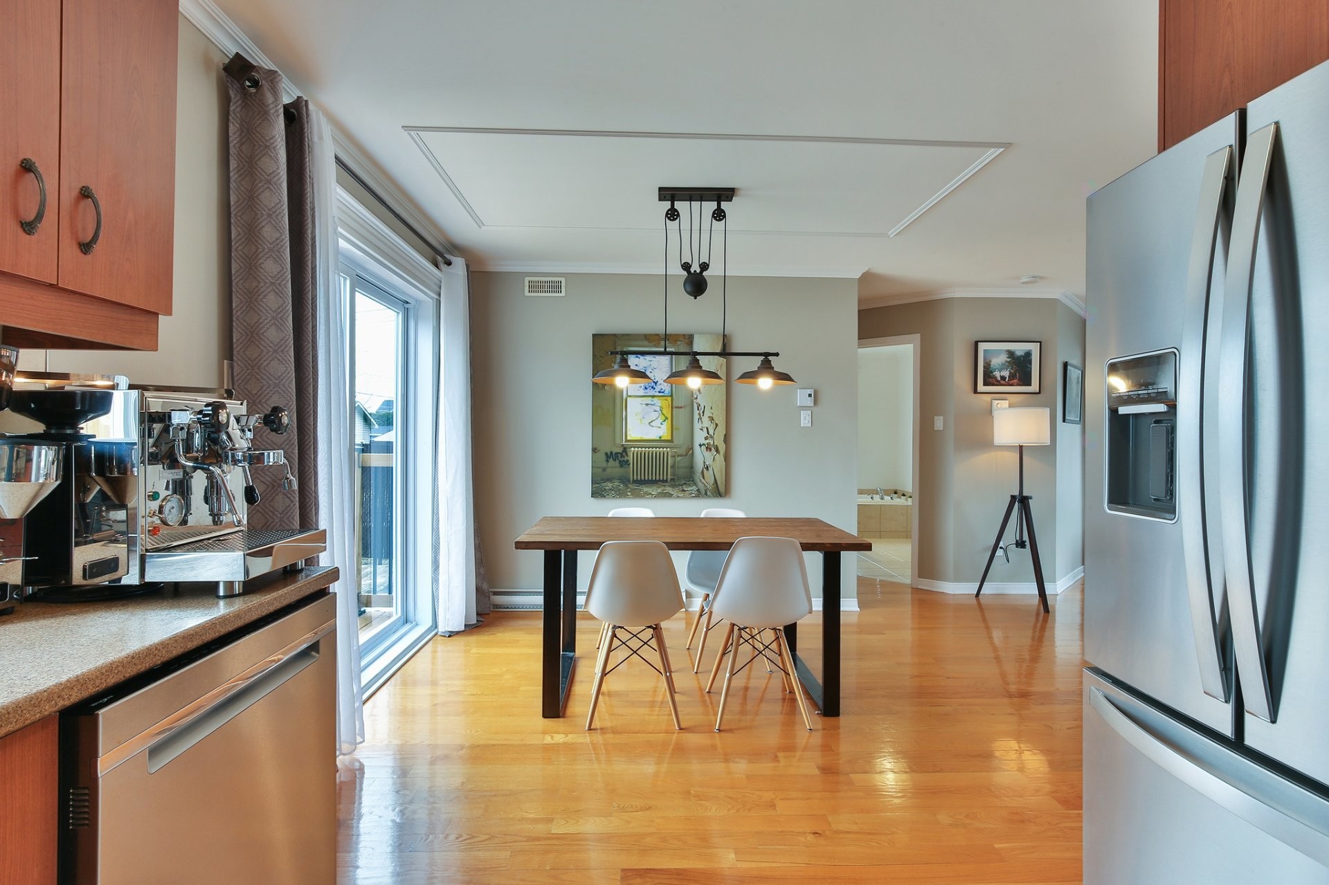 









291


Rue Vivaldi

,
Saint-Jean-sur-Richelieu,




QC
J3B0A4

