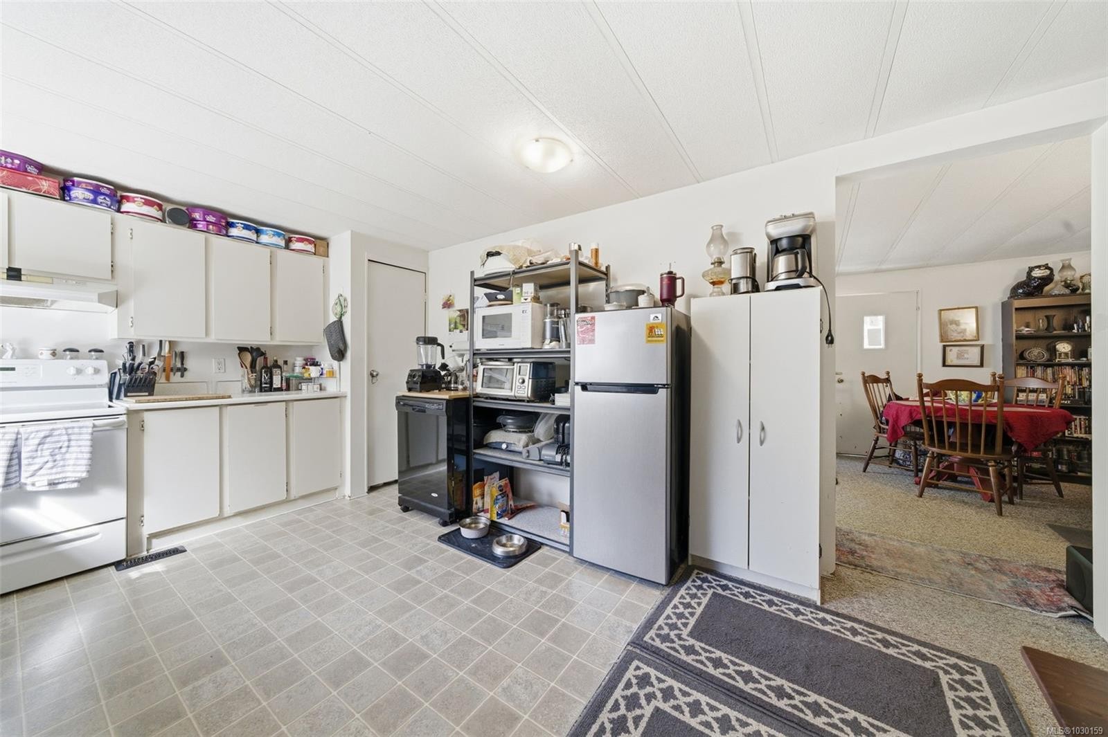 









2615


Otter Point

Rd, 11,
Sooke,




BC
V9Z 9J2

