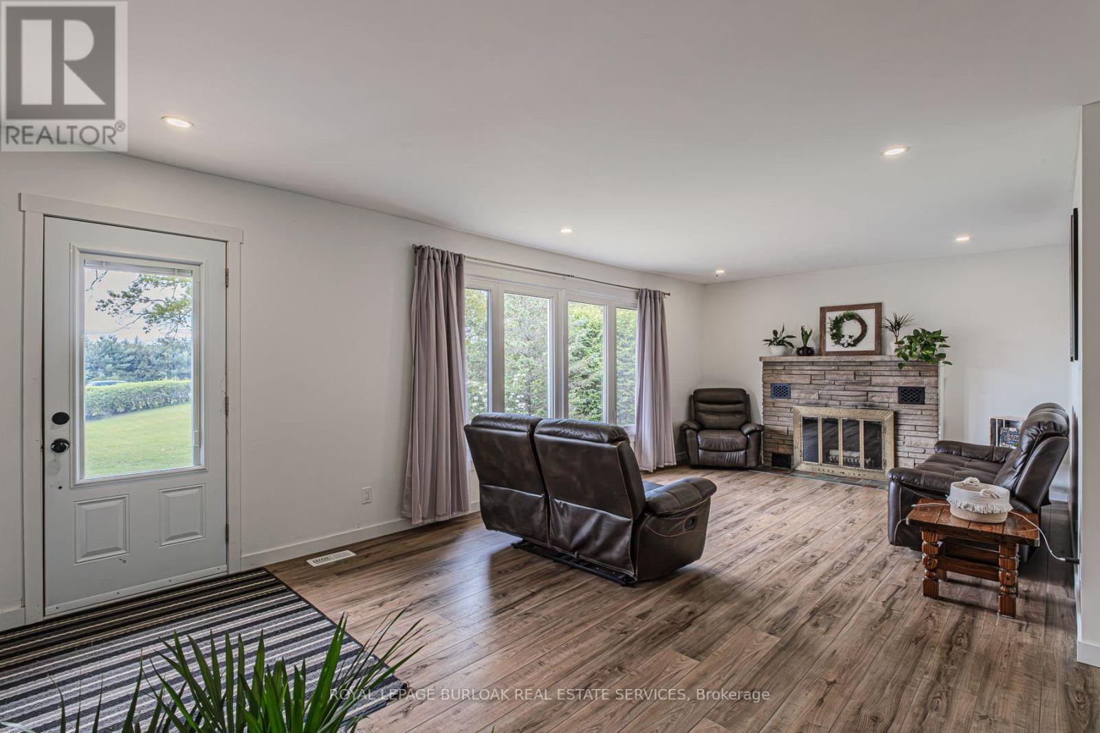 












2364 WINDHAM WEST QUARTERLINE ROAD W

,
Norfolk,




Ontario
N3Y4J9

