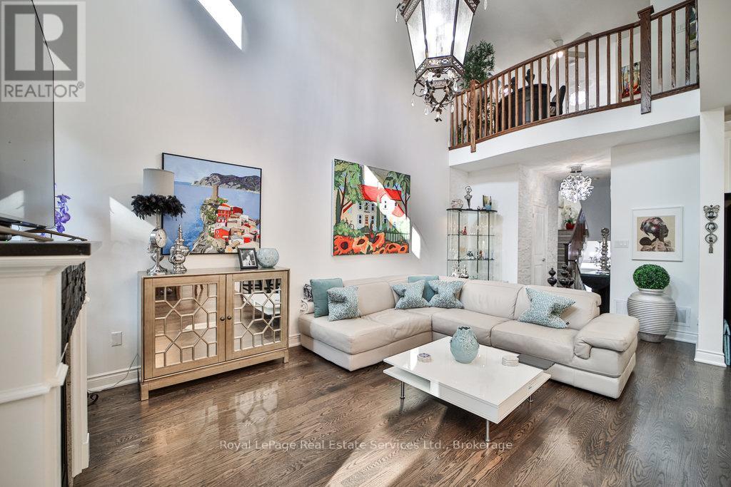 












13 SANDY COAST CRESCENT

,
Wasaga Beach,




Ontario
L9Z0G1

