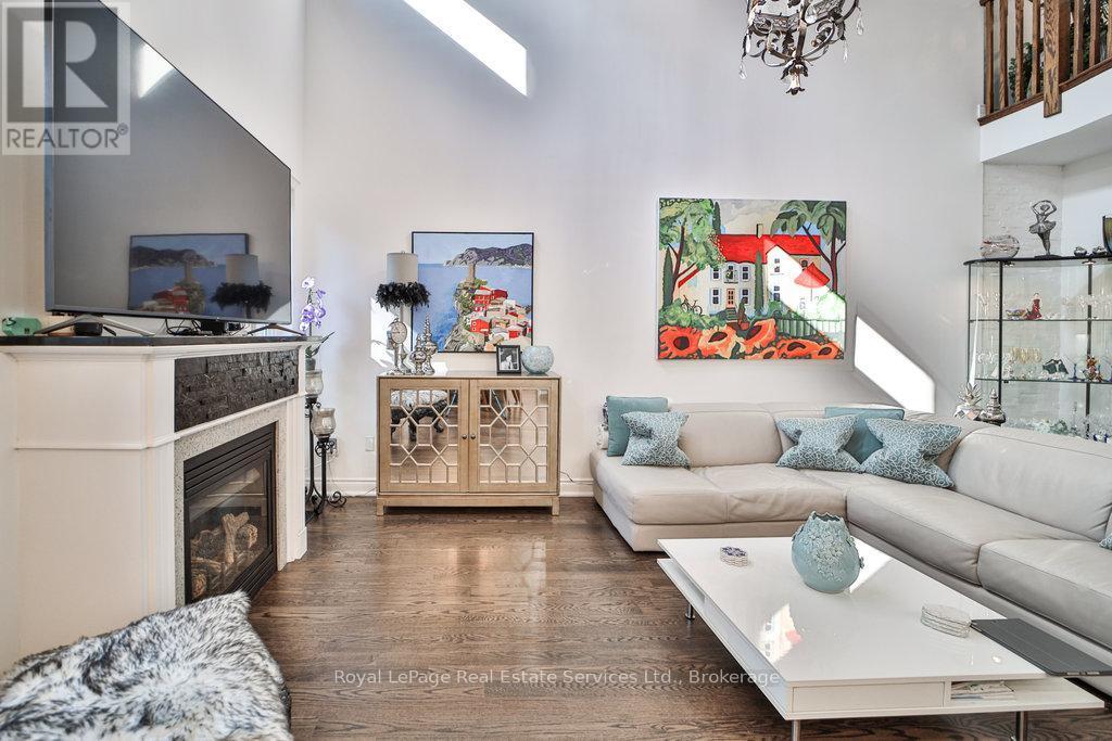 












13 SANDY COAST CRESCENT

,
Wasaga Beach,




Ontario
L9Z0G1

