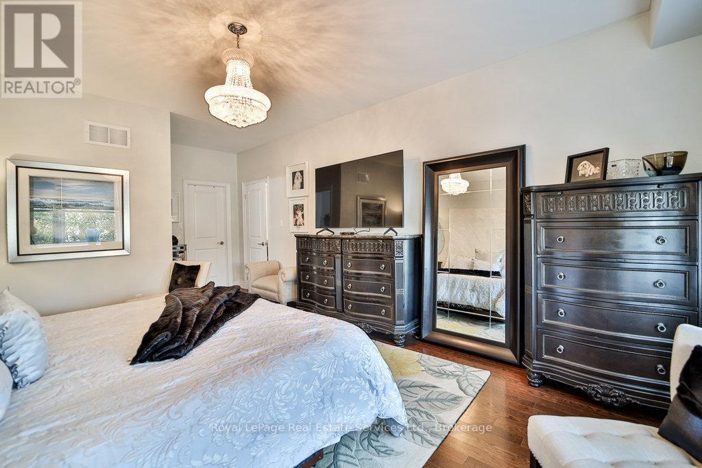 












13 SANDY COAST CRESCENT

,
Wasaga Beach,




Ontario
L9Z0G1

