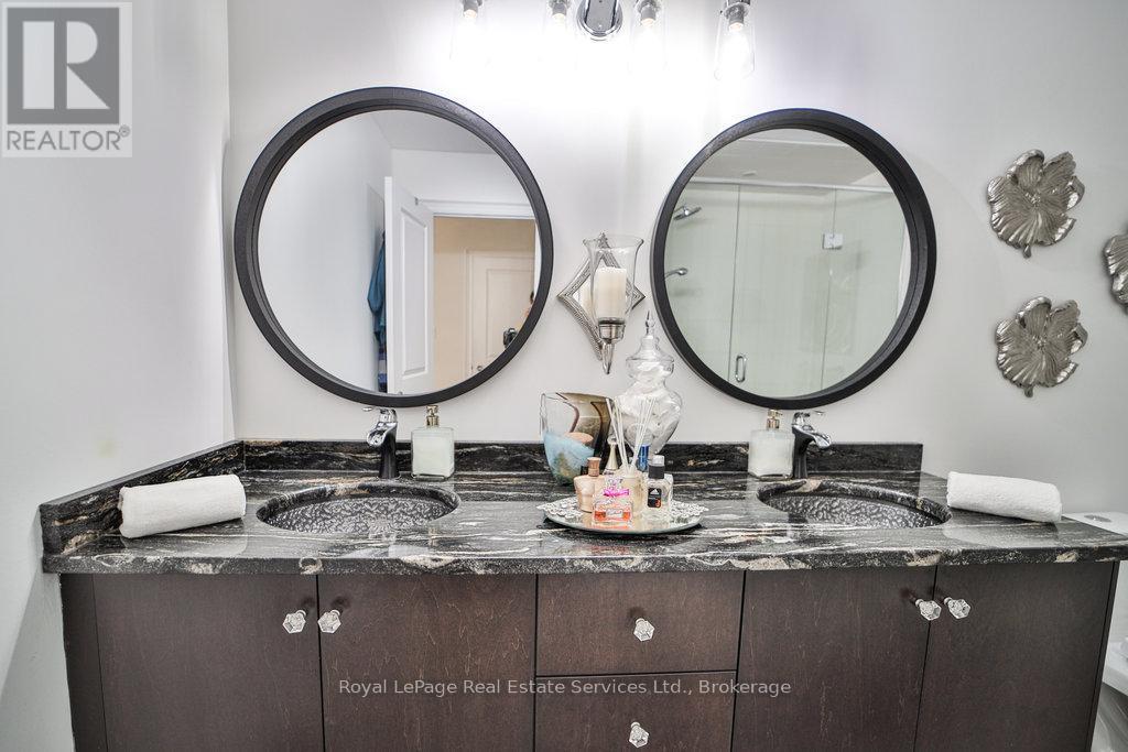 












13 SANDY COAST CRESCENT

,
Wasaga Beach,




Ontario
L9Z0G1

