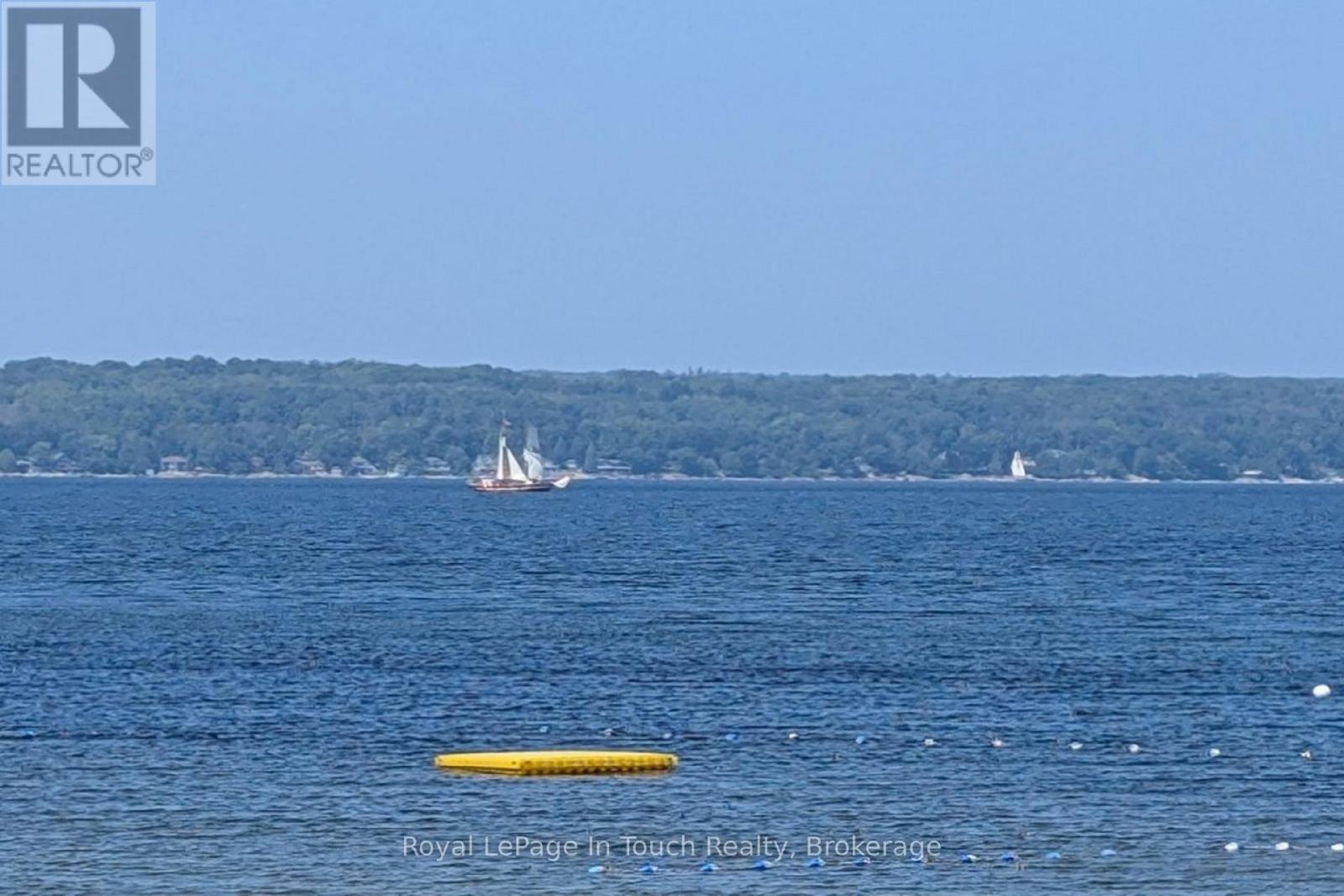 












31 EARLDOM BOULEVARD

,
Tay (Port McNicoll),




Ontario
L0K1R0

