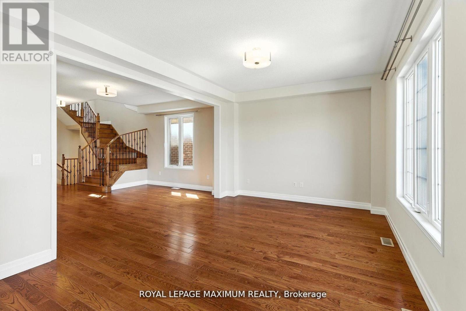












80 CAUTHERS CRESCENT

,
New Tecumseth,




Ontario
L9R0L2

