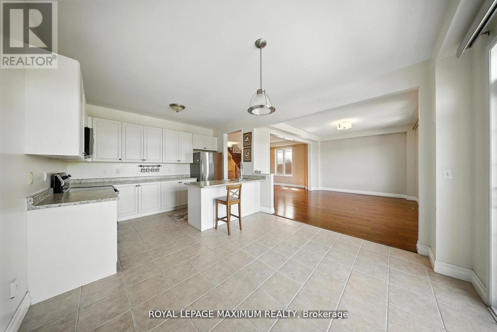 












80 CAUTHERS CRESCENT

,
New Tecumseth,




Ontario
L9R0L2


