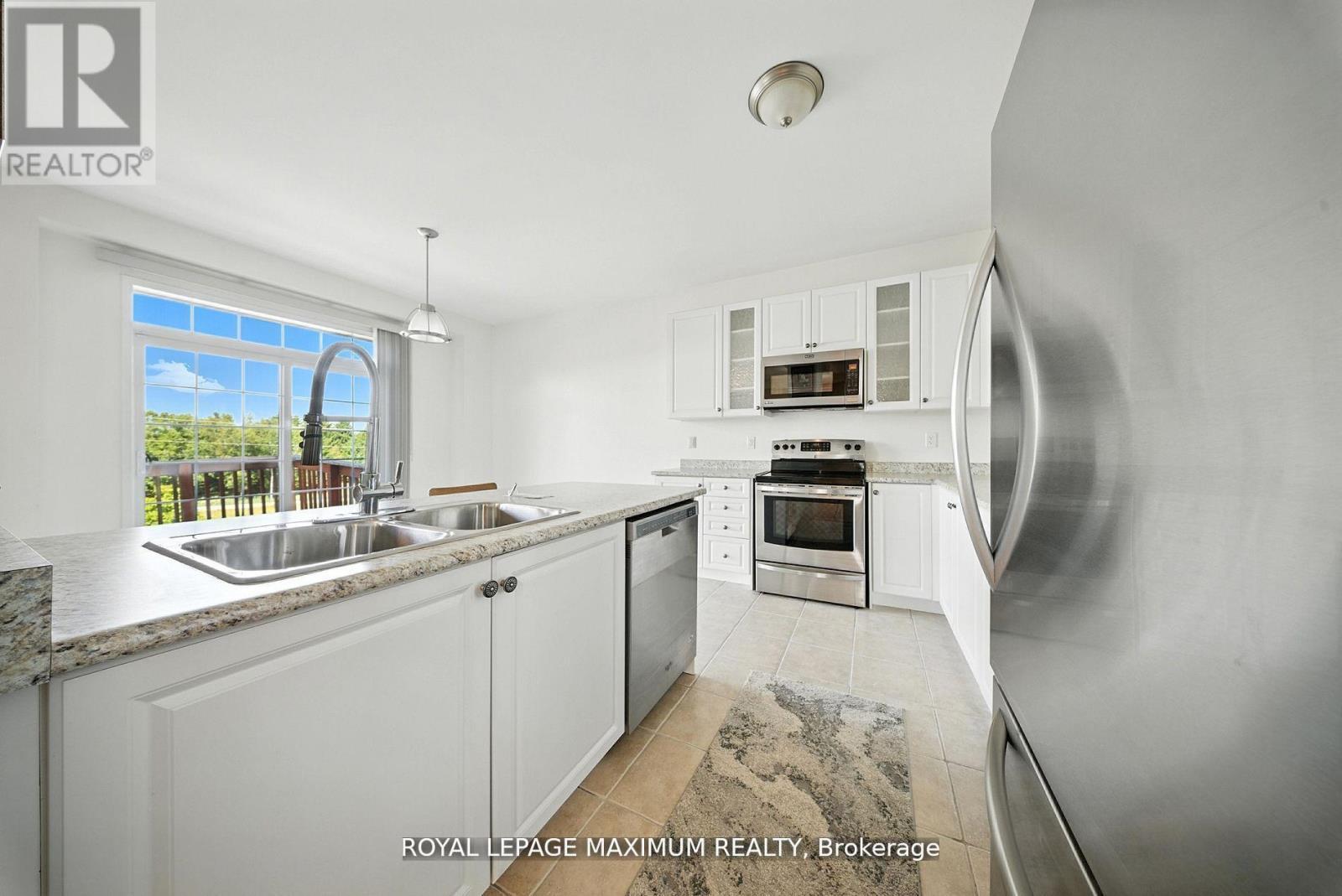 












80 CAUTHERS CRESCENT

,
New Tecumseth,




Ontario
L9R0L2

