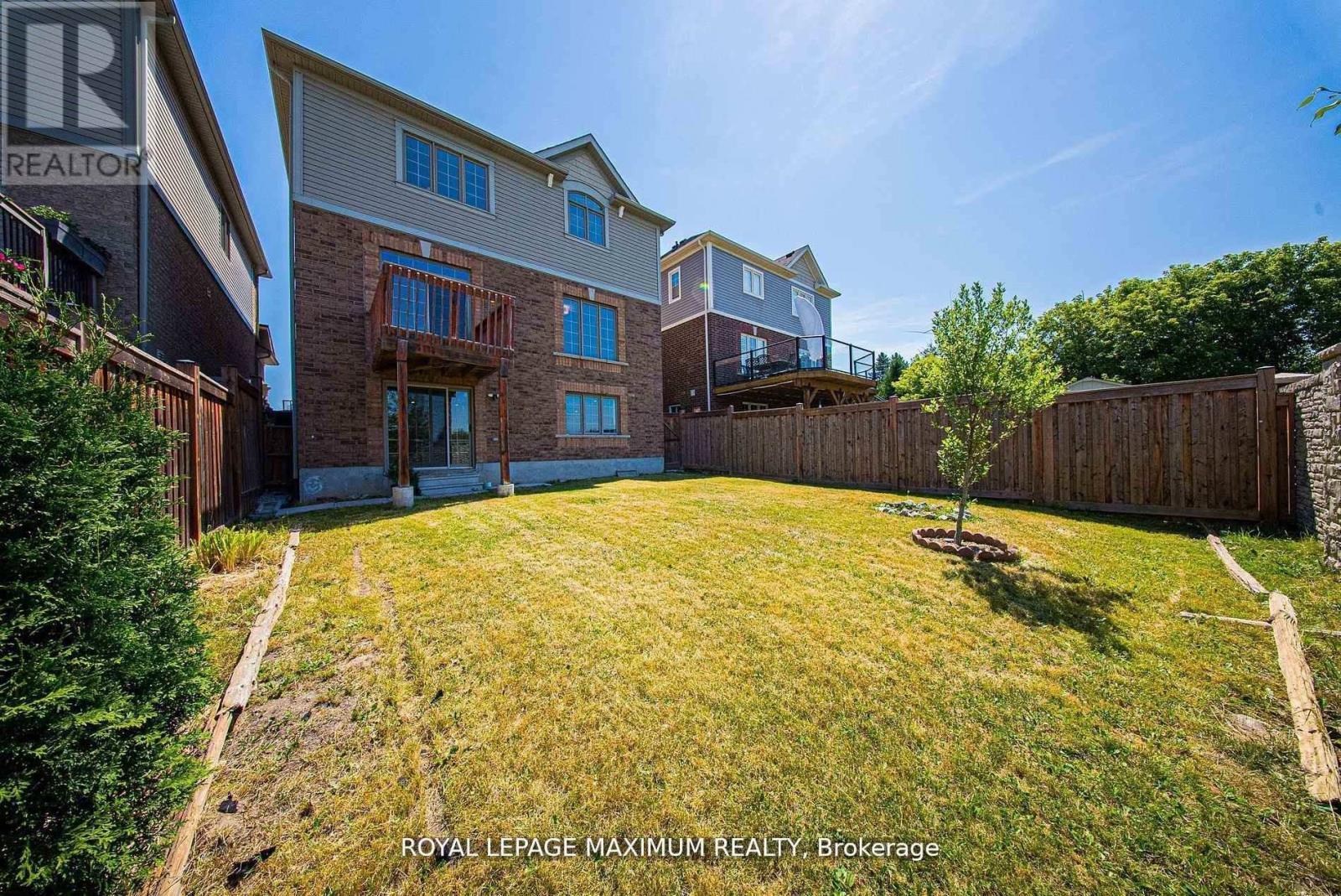 












80 CAUTHERS CRESCENT

,
New Tecumseth,




Ontario
L9R0L2

