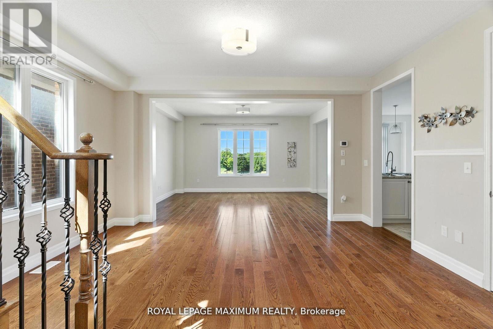












80 CAUTHERS CRESCENT

,
New Tecumseth,




Ontario
L9R0L2

