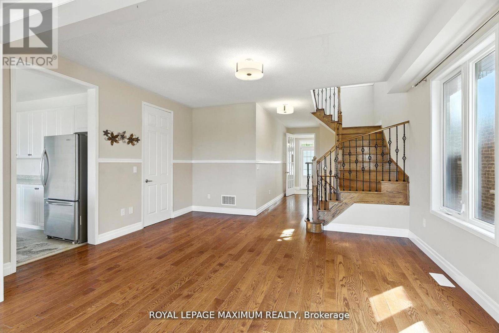 












80 CAUTHERS CRESCENT

,
New Tecumseth,




Ontario
L9R0L2

