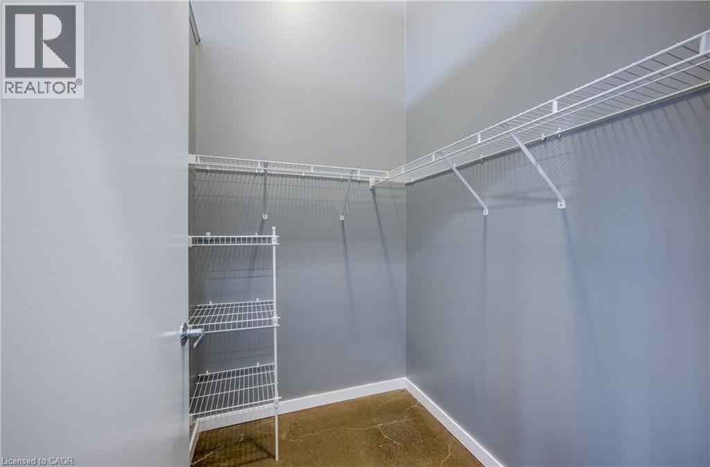 












404 KING Street W Unit# 526

,
Kitchener,




Ontario
N2G4Z9

