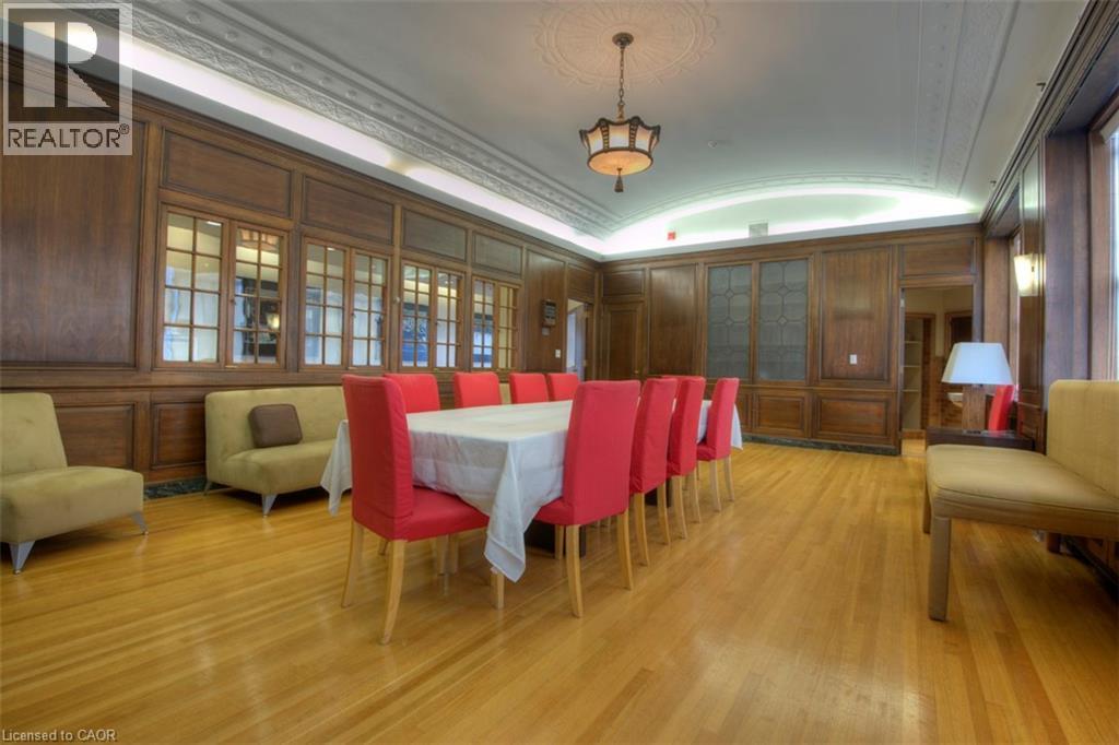 












404 KING Street W Unit# 526

,
Kitchener,




Ontario
N2G4Z9

