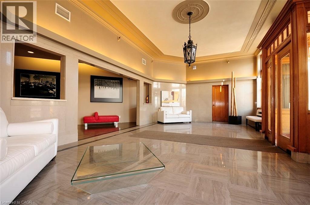 












404 KING Street W Unit# 526

,
Kitchener,




Ontario
N2G4Z9

