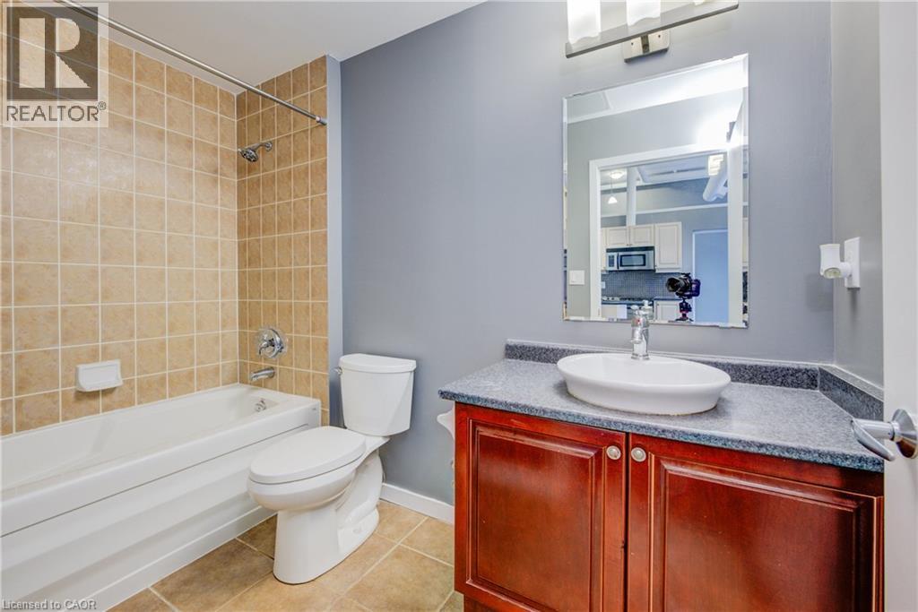 












404 KING Street W Unit# 526

,
Kitchener,




Ontario
N2G4Z9

