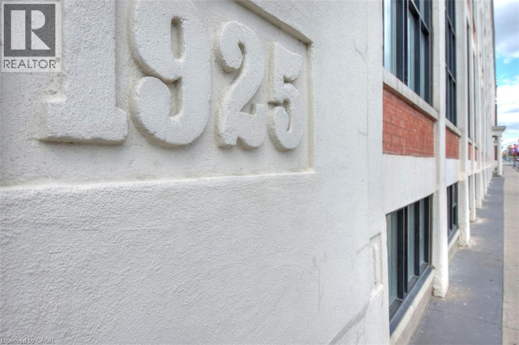 












404 KING Street W Unit# 526

,
Kitchener,




Ontario
N2G4Z9

