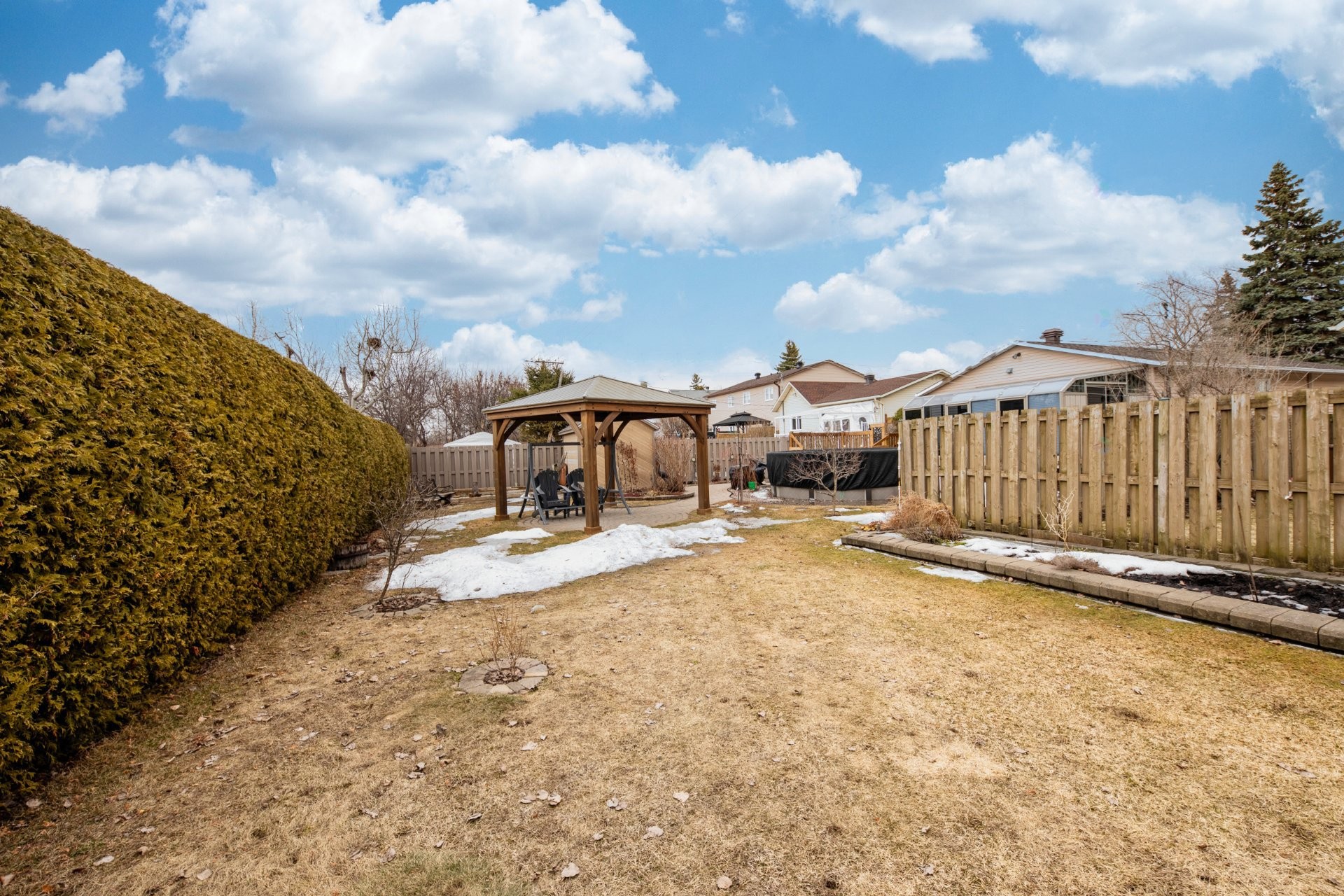 









4163


Rue Fafard

,
Laval (Chomedey),




QC
H7T1Y4

