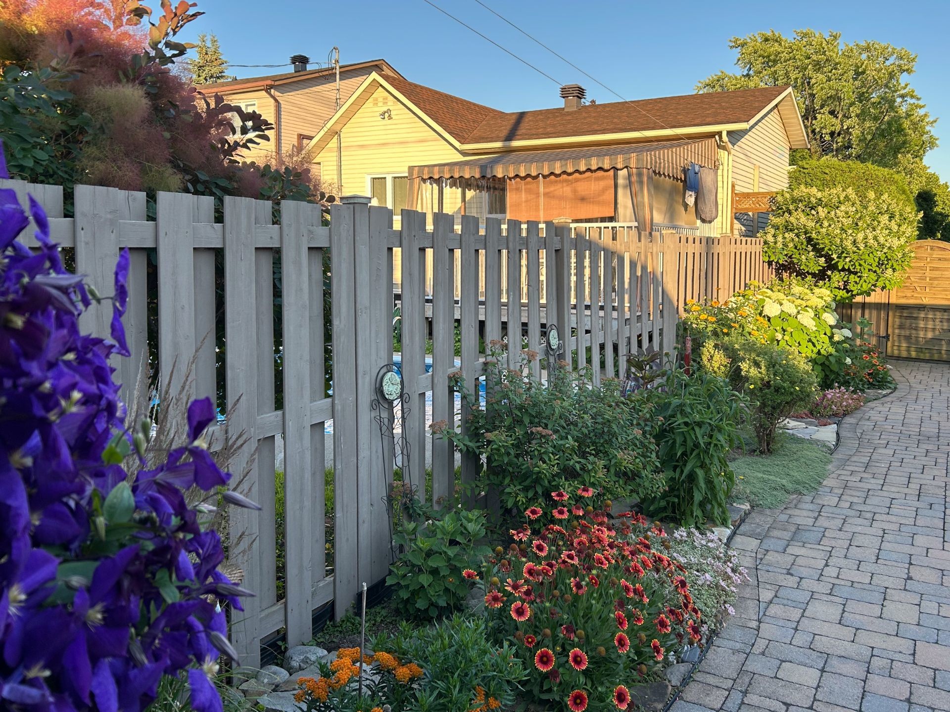 









4163


Rue Fafard

,
Laval (Chomedey),




QC
H7T1Y4


