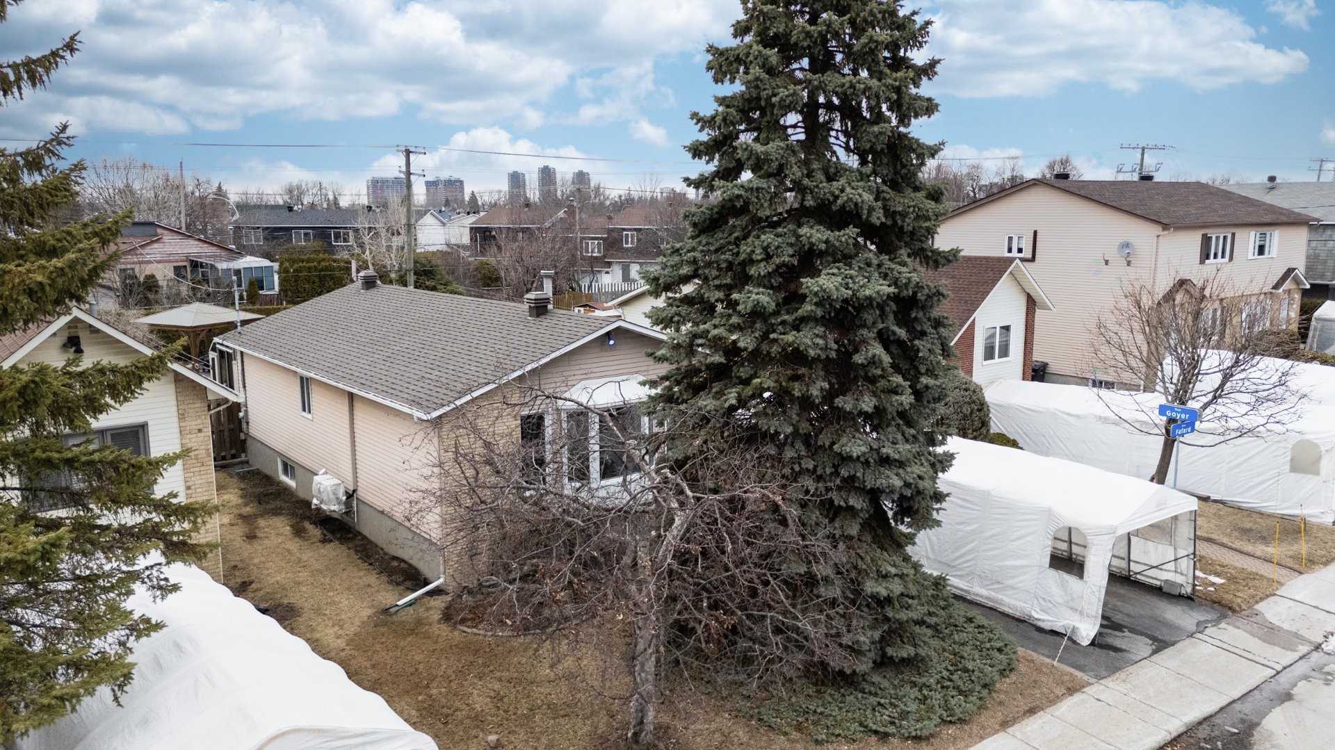 









4163


Rue Fafard

,
Laval (Chomedey),




QC
H7T1Y4

