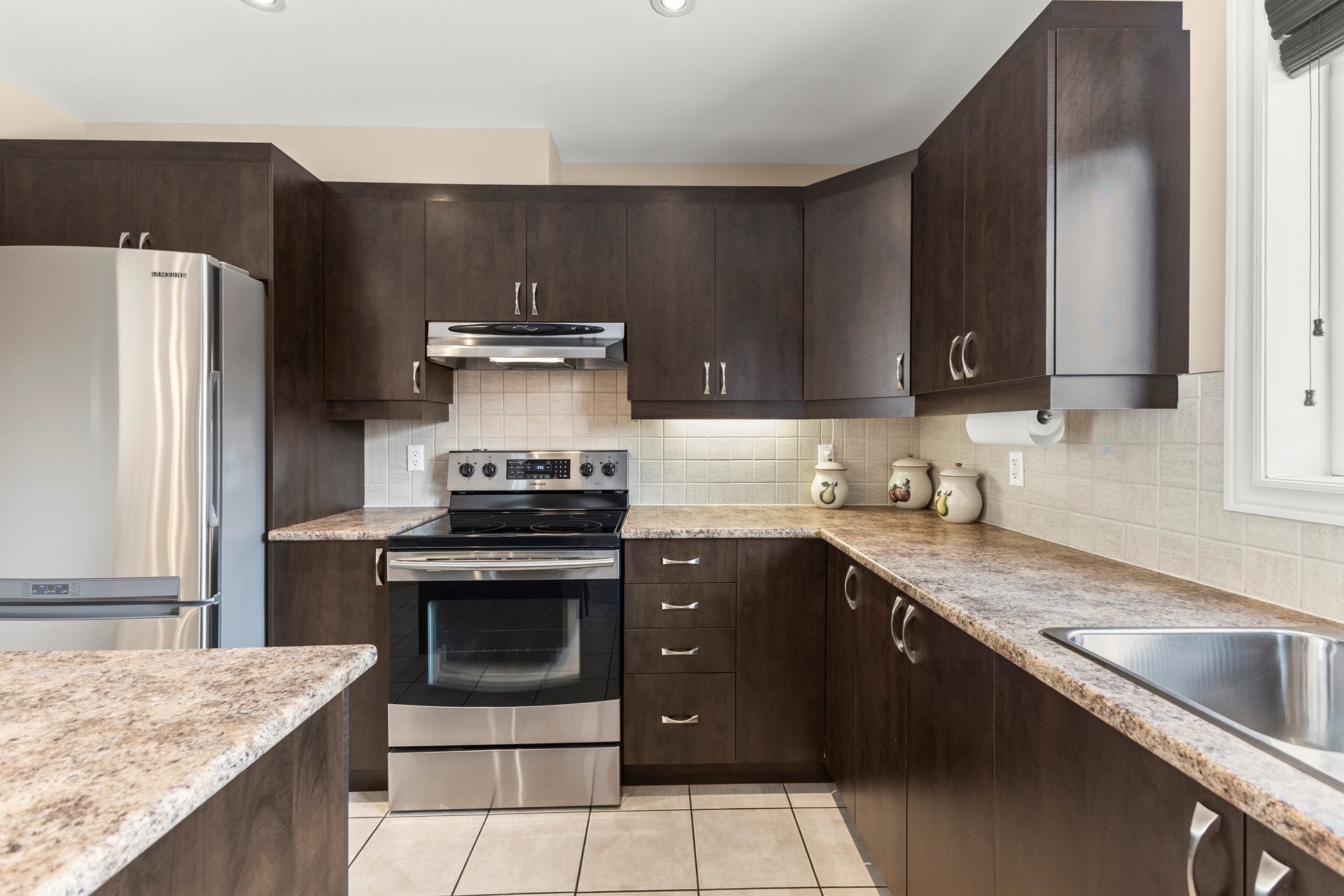 









4799


Rue du Palomino

,
Montréal (Pierrefonds-Roxboro),




QC
H9K0A5

