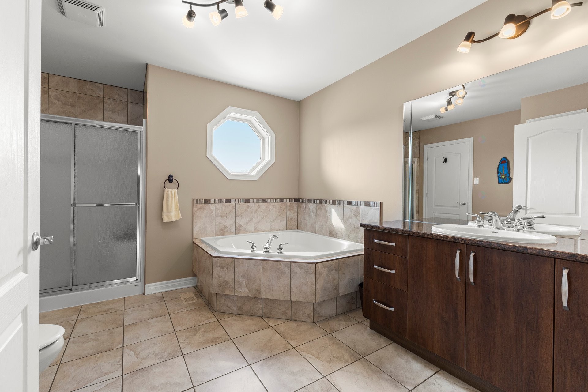 









4799


Rue du Palomino

,
Montréal (Pierrefonds-Roxboro),




QC
H9K0A5

