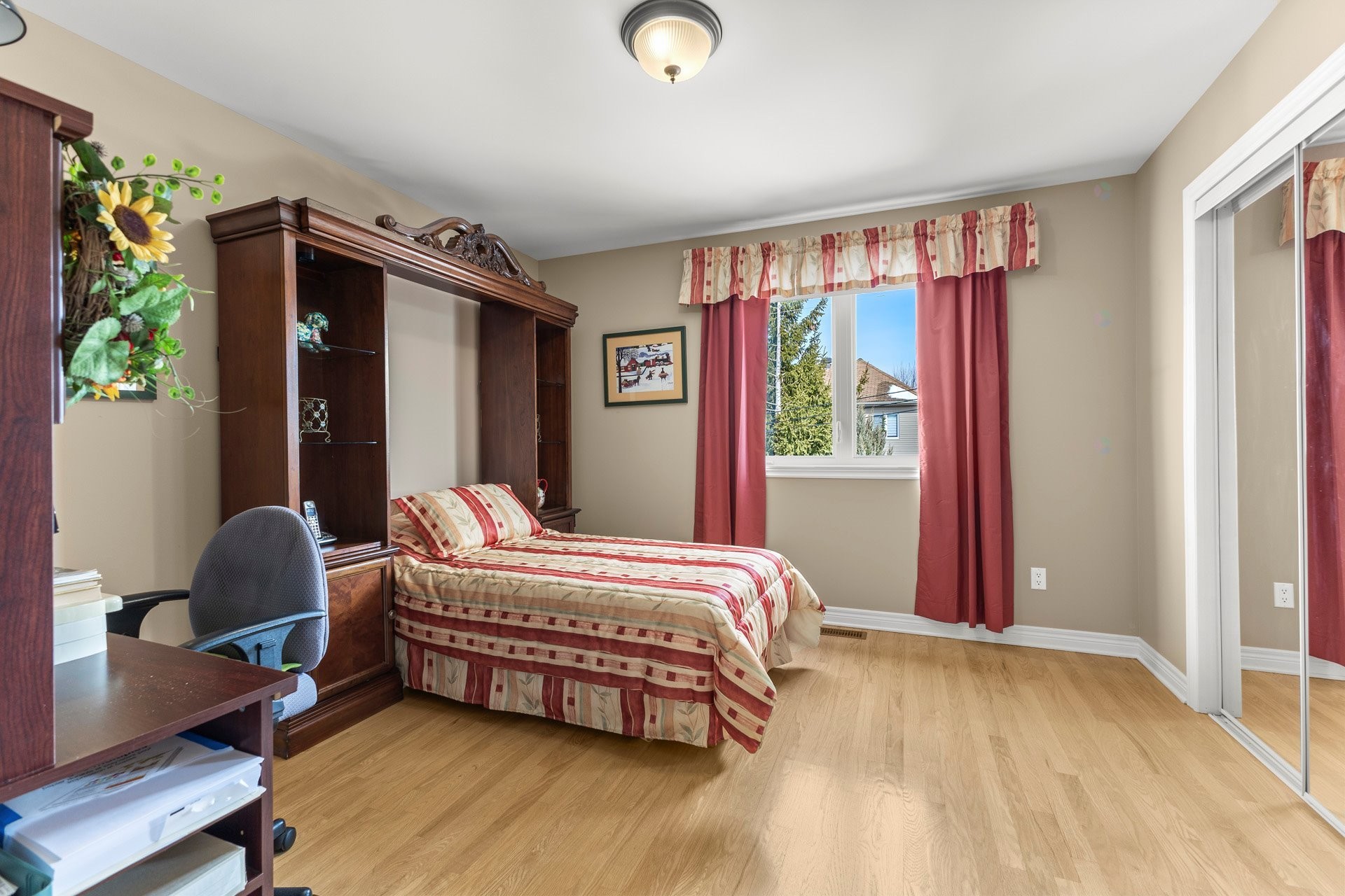 









4799


Rue du Palomino

,
Montréal (Pierrefonds-Roxboro),




QC
H9K0A5

