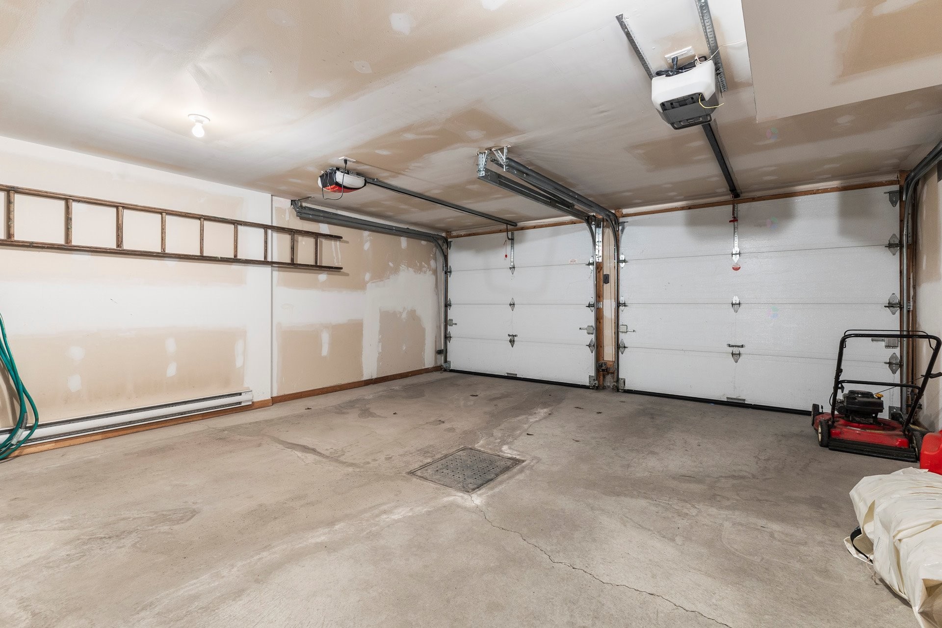 









4799


Rue du Palomino

,
Montréal (Pierrefonds-Roxboro),




QC
H9K0A5

