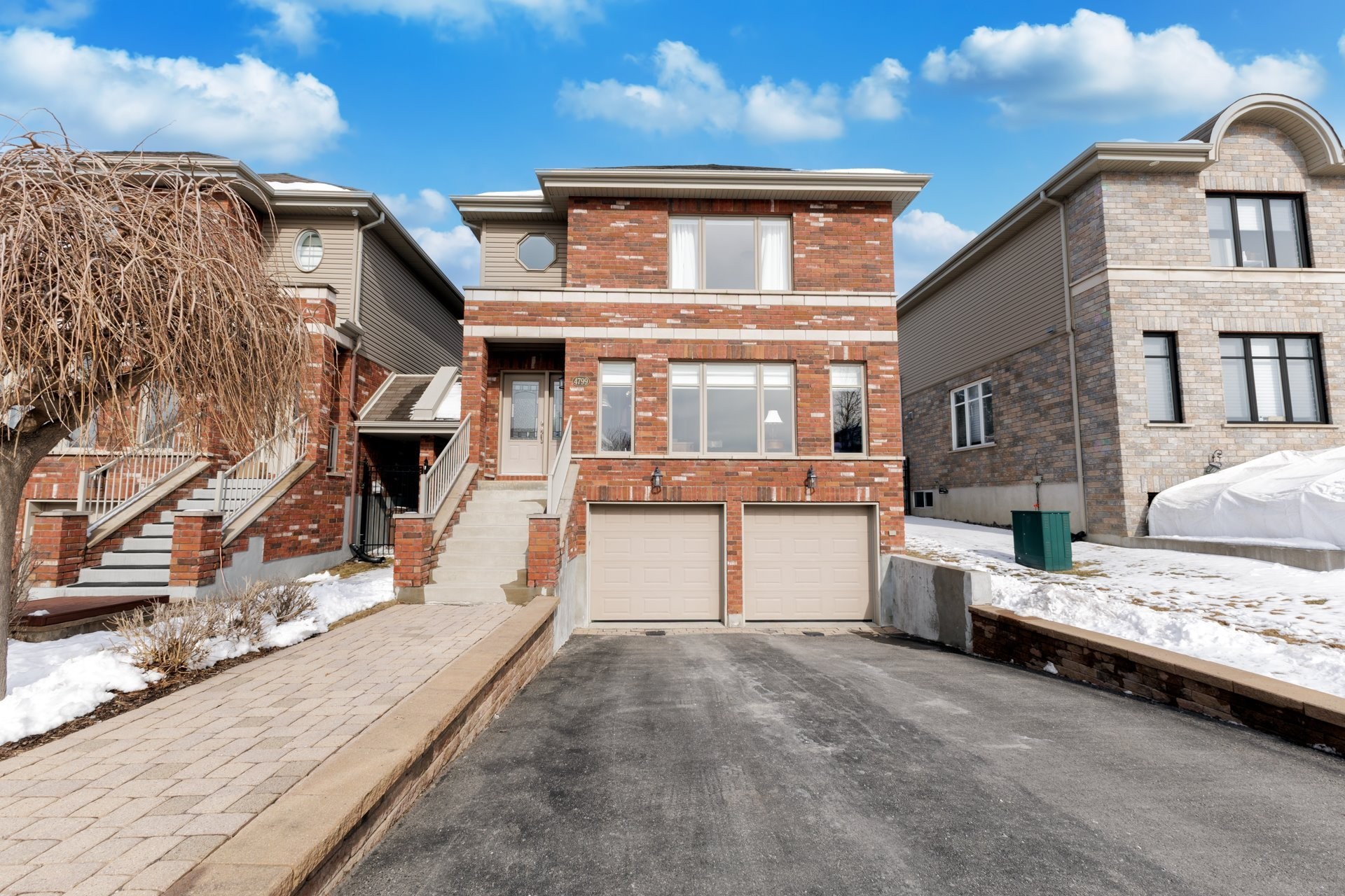 









4799


Rue du Palomino

,
Montréal (Pierrefonds-Roxboro),




QC
H9K0A5

