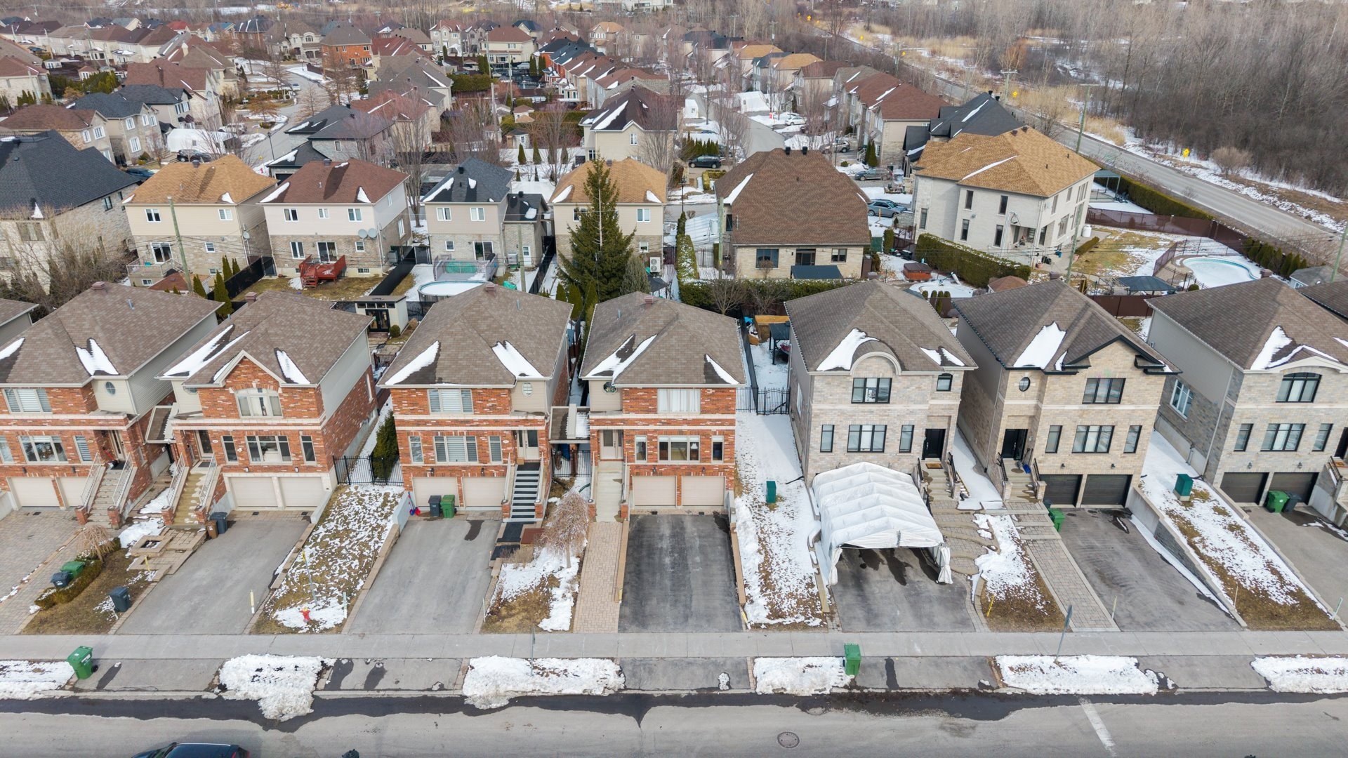 









4799


Rue du Palomino

,
Montréal (Pierrefonds-Roxboro),




QC
H9K0A5

