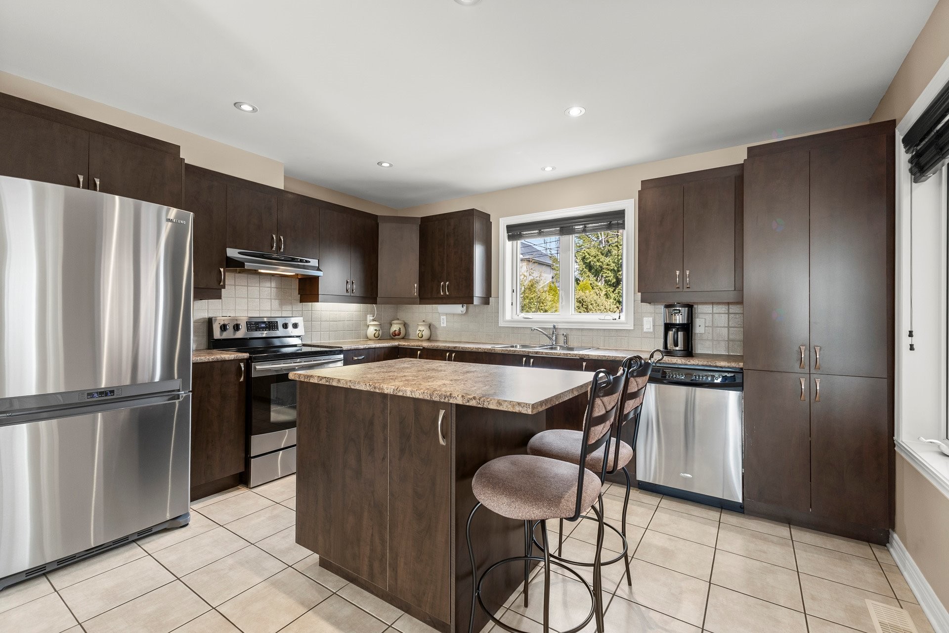 









4799


Rue du Palomino

,
Montréal (Pierrefonds-Roxboro),




QC
H9K0A5

