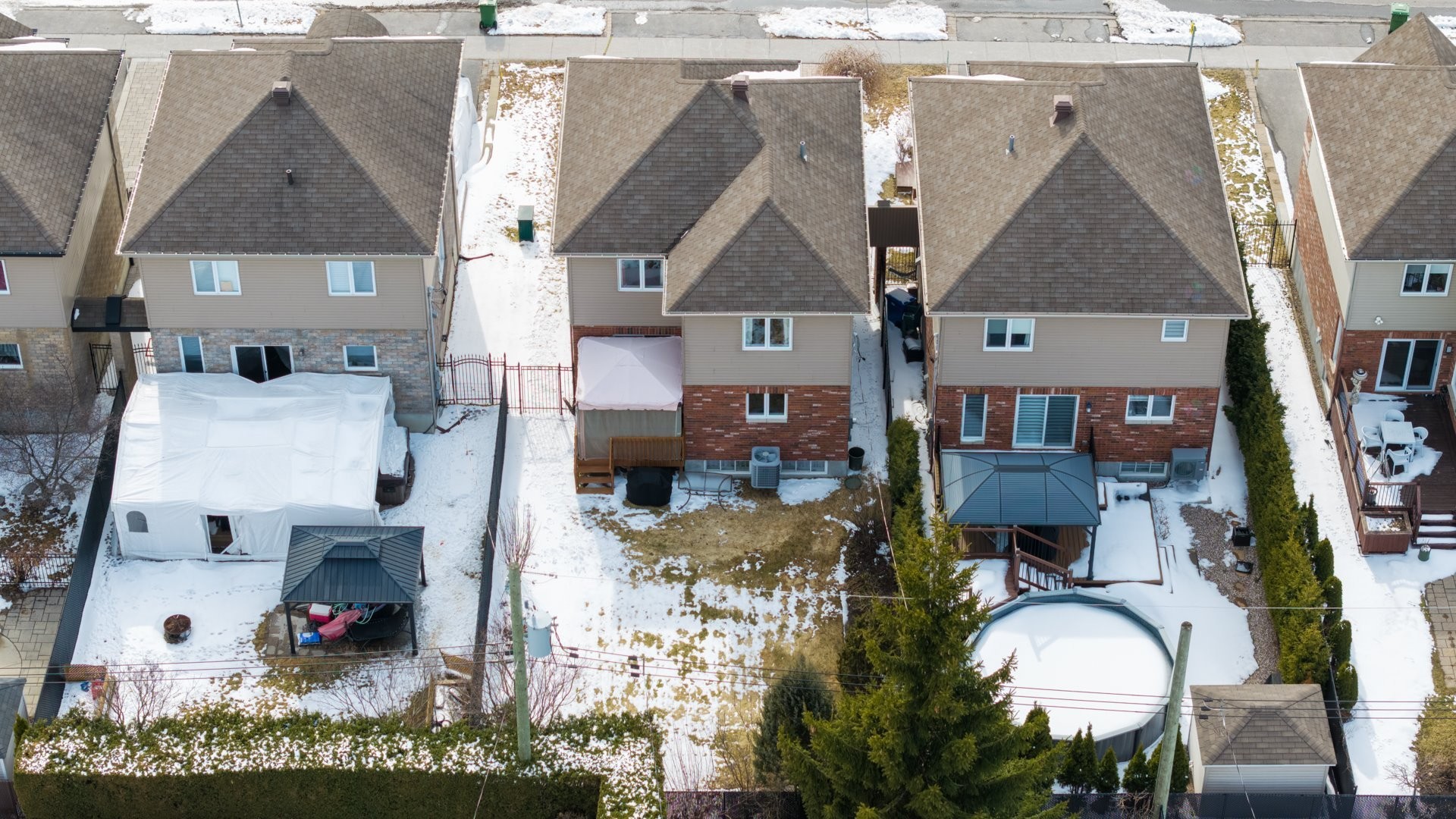 









4799


Rue du Palomino

,
Montréal (Pierrefonds-Roxboro),




QC
H9K0A5

