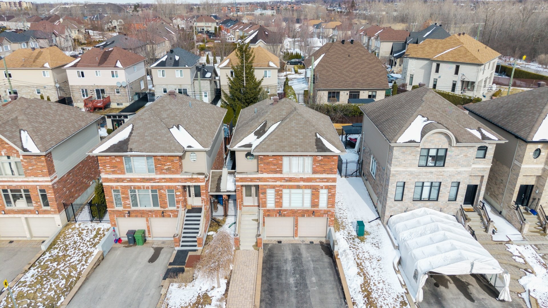 









4799


Rue du Palomino

,
Montréal (Pierrefonds-Roxboro),




QC
H9K0A5

