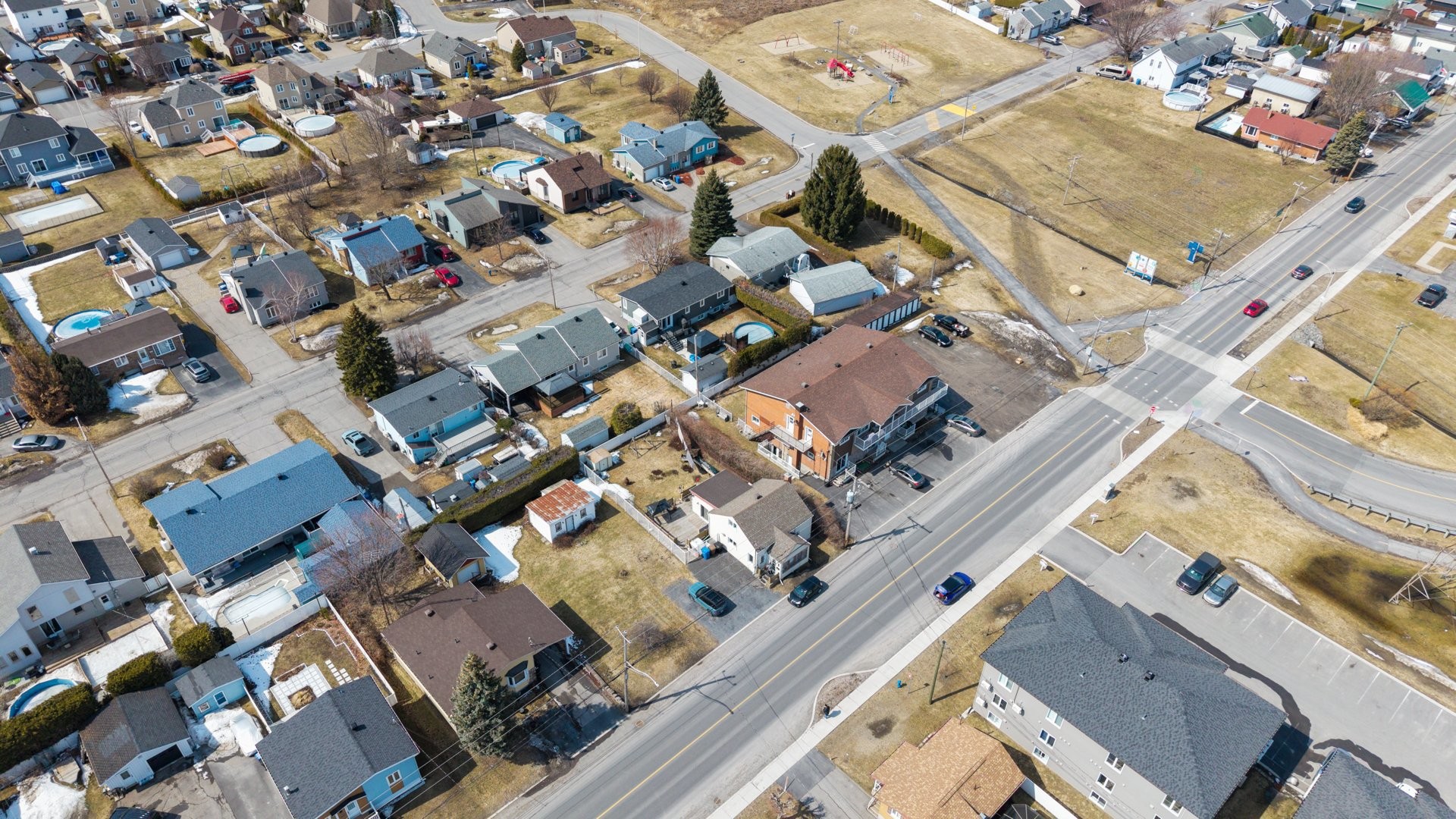 












Av. de Grande-Île

,
Salaberry-de-Valleyfield,







QC
J6S3L8

