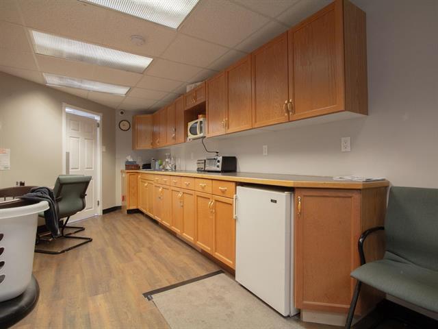 









367


EVELINE

ST,
Selkirk,




MB
R1A 1N2

