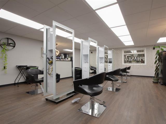 









367


EVELINE

ST,
Selkirk,




MB
R1A 1N2

