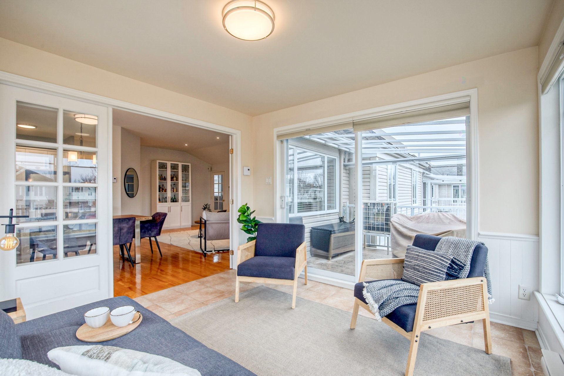 









654


Rue Jean-Deslauriers

, 10,
Boucherville,




QC
J4B8N1

