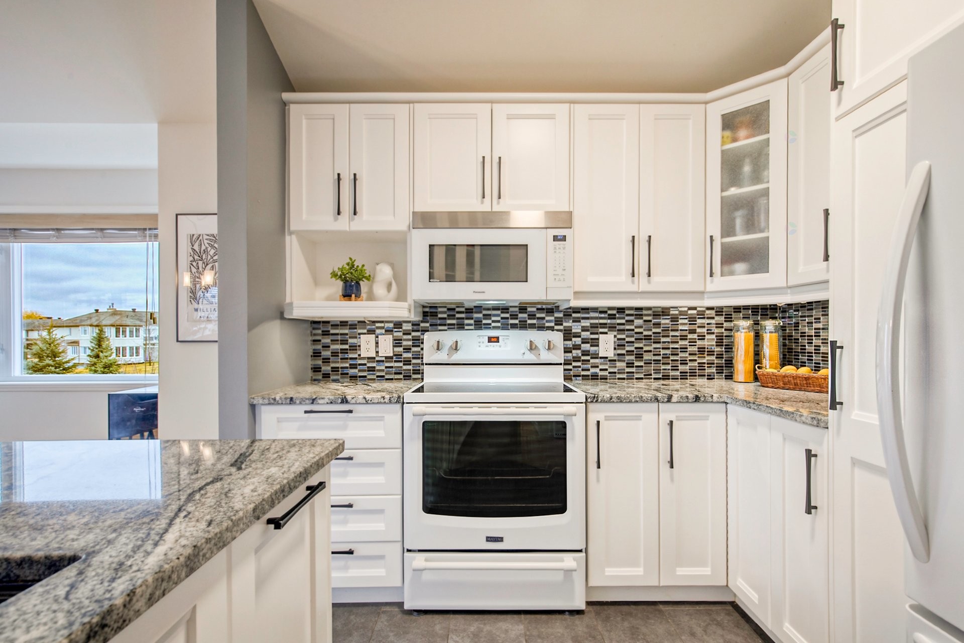 









654


Rue Jean-Deslauriers

, 10,
Boucherville,




QC
J4B8N1

