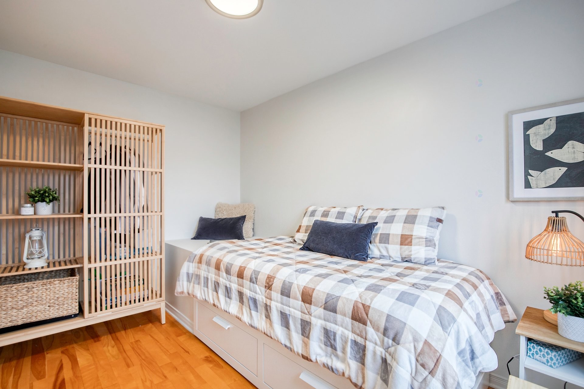 









654


Rue Jean-Deslauriers

, 10,
Boucherville,




QC
J4B8N1

