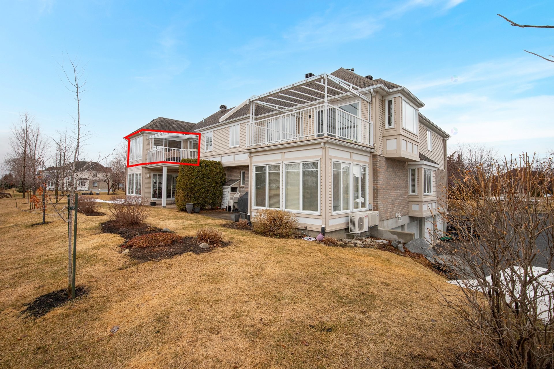 









654


Rue Jean-Deslauriers

, 10,
Boucherville,




QC
J4B8N1

