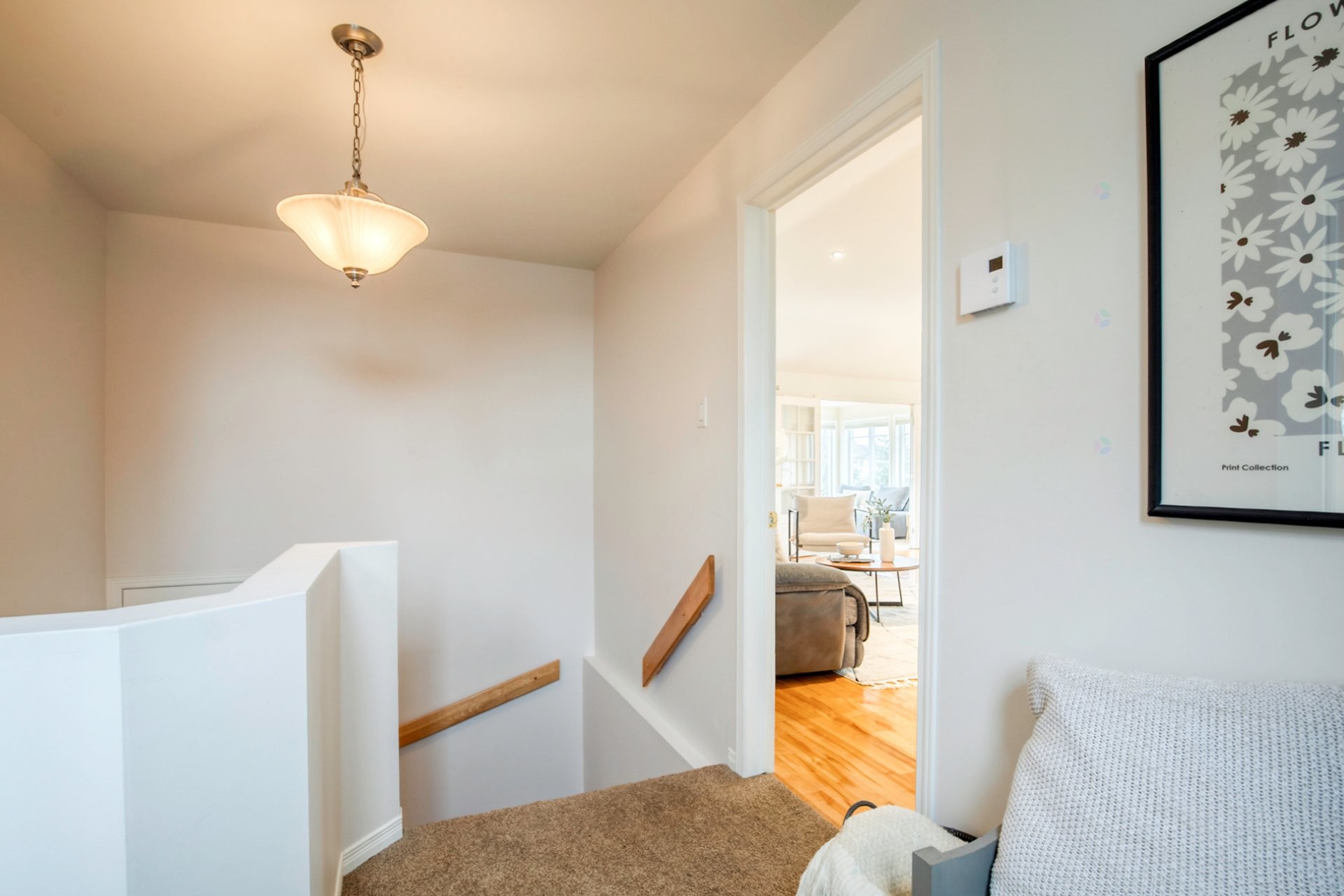 









654


Rue Jean-Deslauriers

, 10,
Boucherville,




QC
J4B8N1

