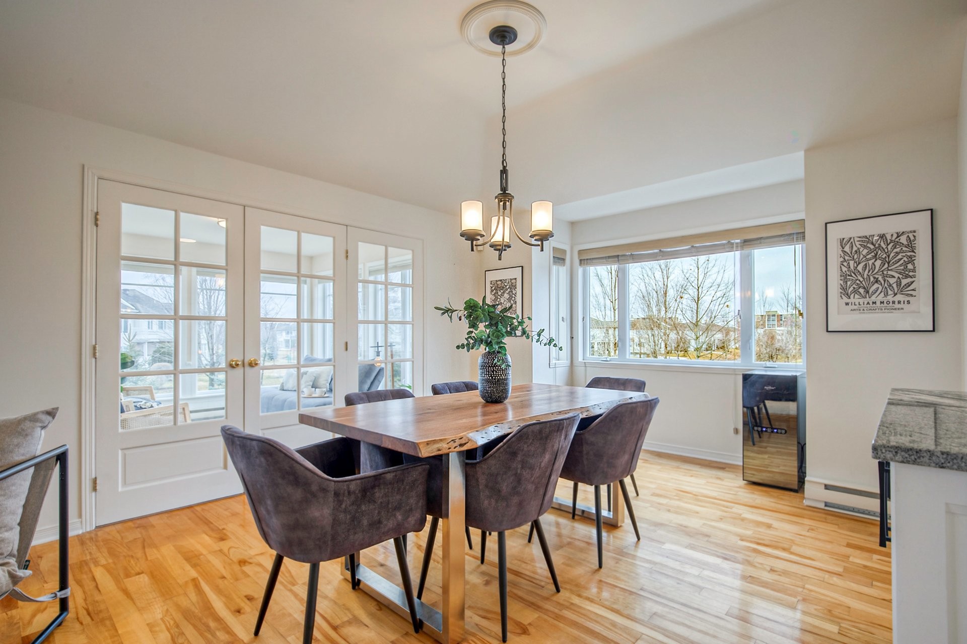 









654


Rue Jean-Deslauriers

, 10,
Boucherville,




QC
J4B8N1

