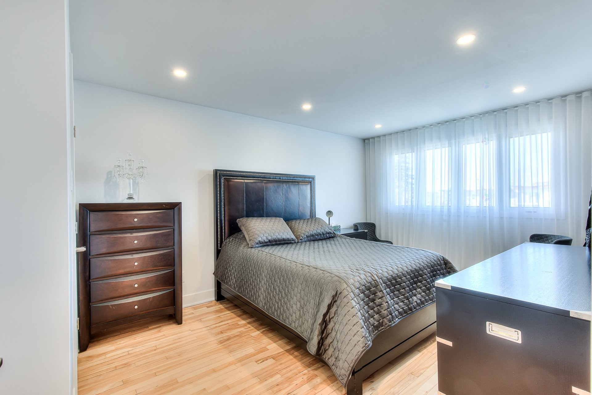 









4984

 - 4986


Boul. Notre-Dame

,
Laval (Chomedey),




QC
H7W1V5

